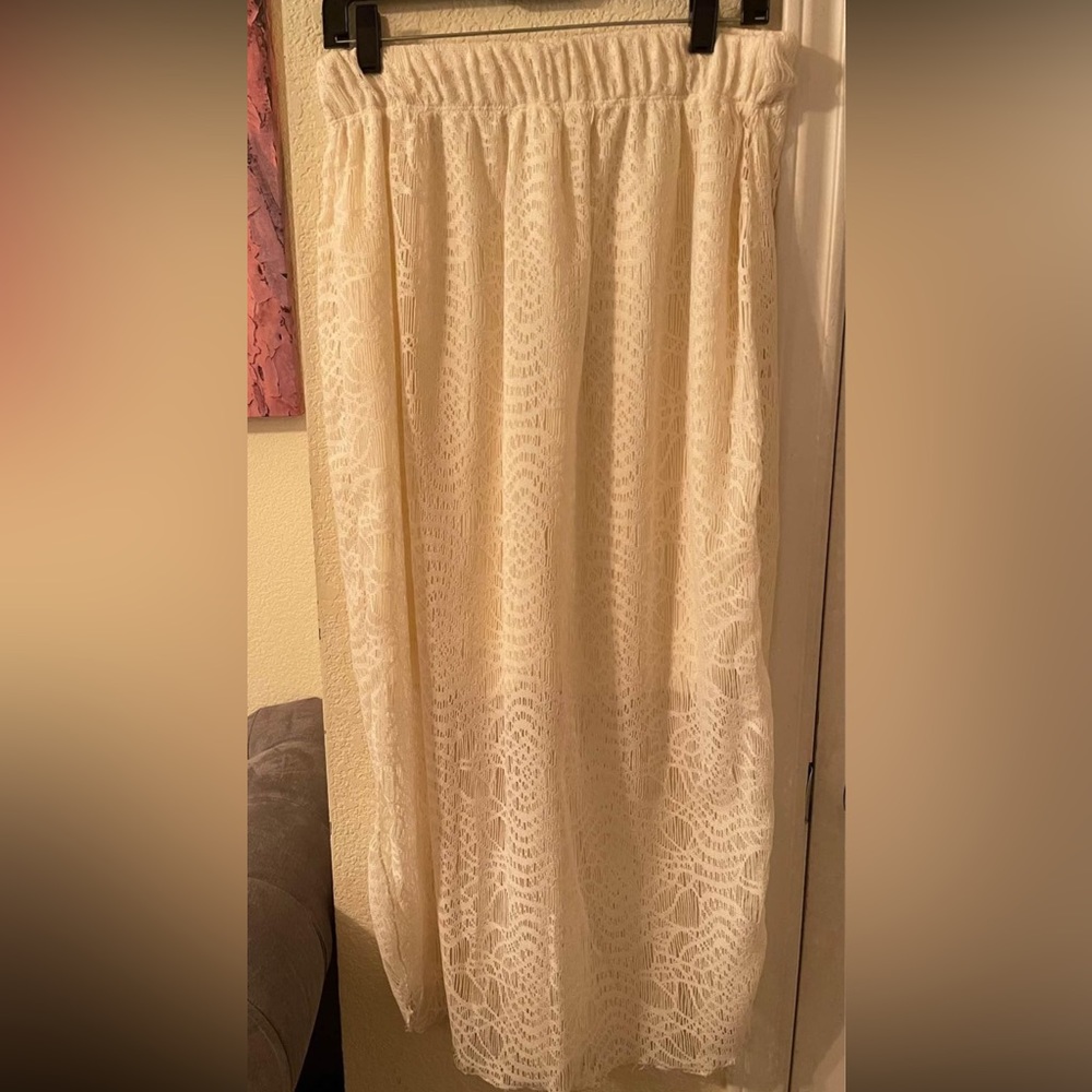 Plus Size Women’s midi lace cream skirt size 1X NEW